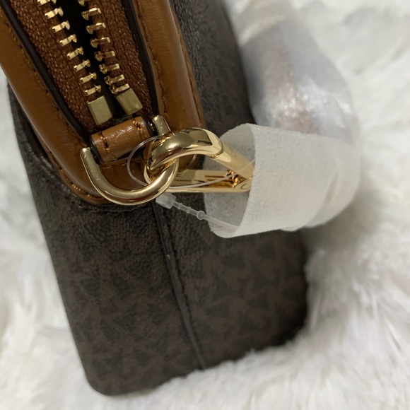 Michael Kors crossbody - Picture 4 of 6